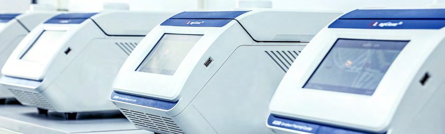 Thermal cyclers in the cloning laboratory (photo)